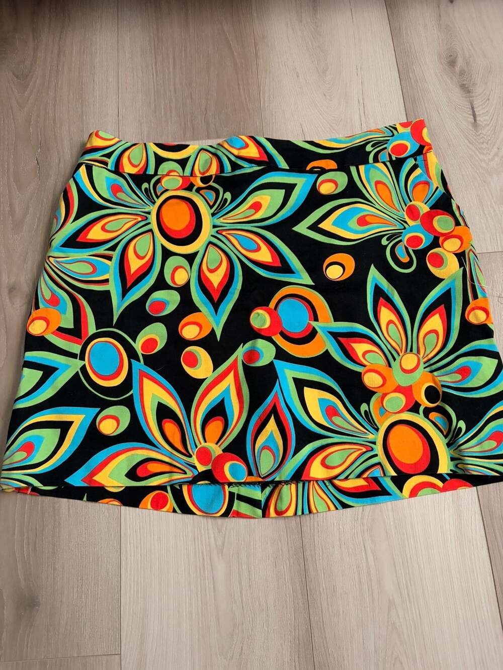 Loudmouth Shagadelic Black Skirt Size 14